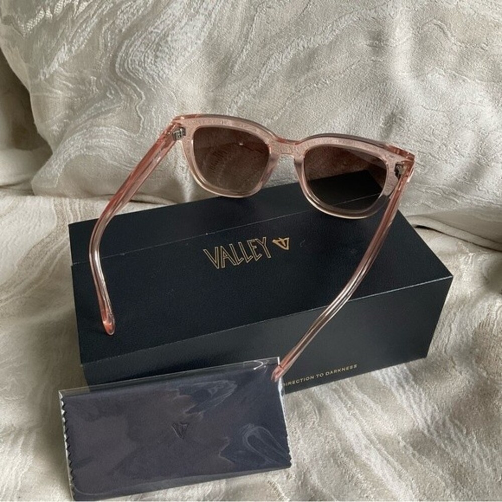 NEW Valley Eyewear Sunglasses BRAKE Crystal Pink w Rose Metal Trim Brown Lens - Picture 5 of 10